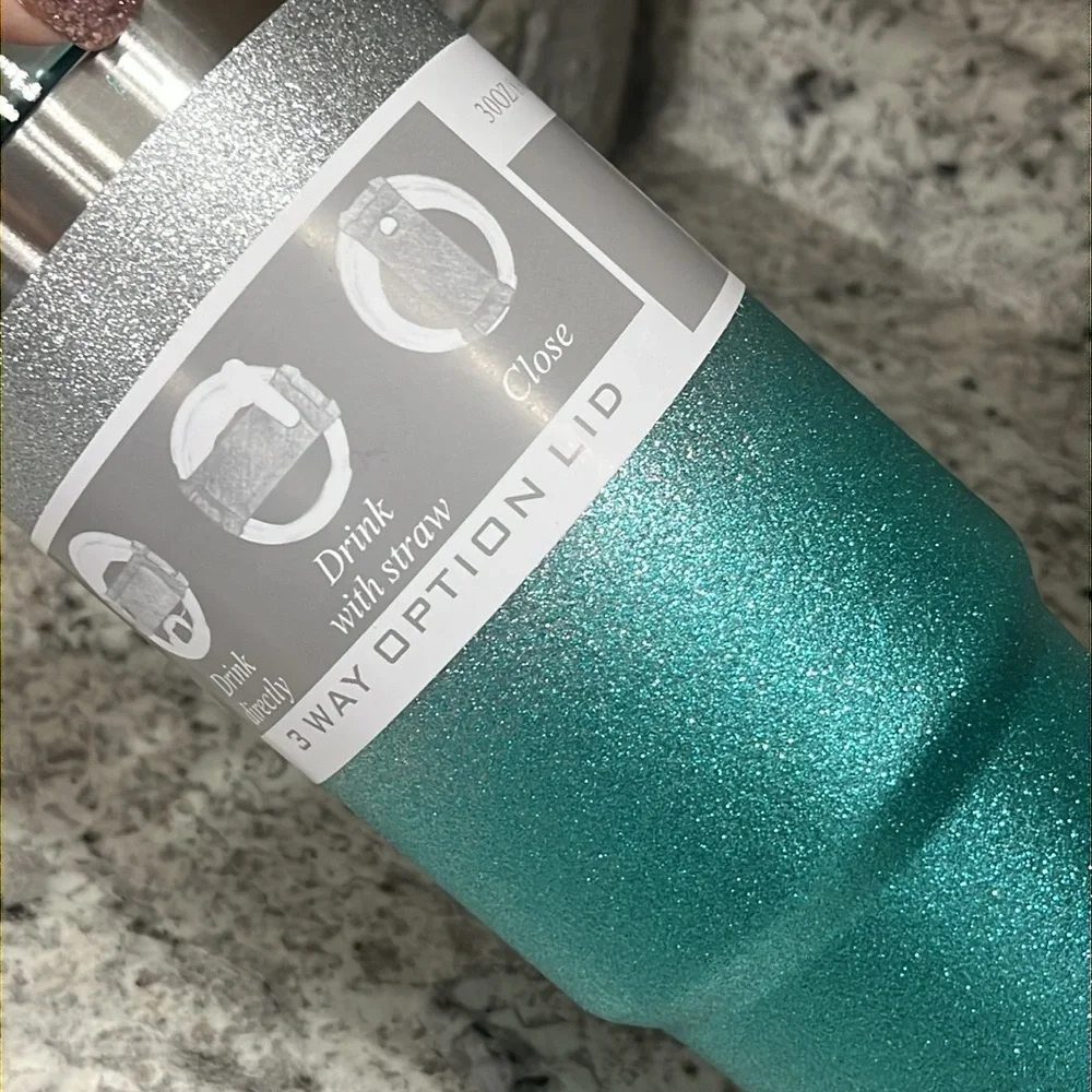 Blue/Green Teal colored Glitter 30oz Stainless Insulated Hot/Cold Cup 🥤🆕🥤